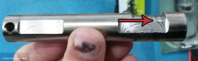На 8-клапанный ВАЗ 2114 заливаем сальник ремня коленвала ВАЗ-2114 (+видео внутри)