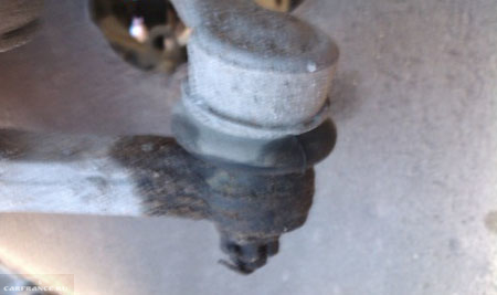 Не исправный пыльник рулевого наконечника на ВАЗ-2114