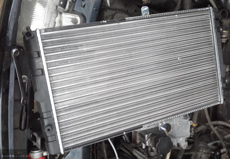 Какую деталь выбрать, если нужна замена радиатора ВАЗ 2110, цена и характеристики: