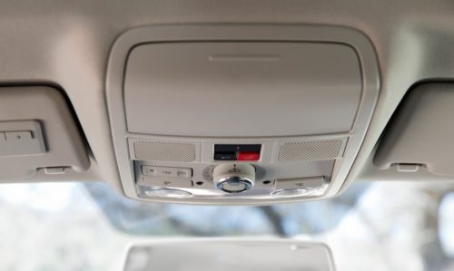 Блок управления освещением салона на потолке автомобиля Фольксваген Джетта 2018 модельного года